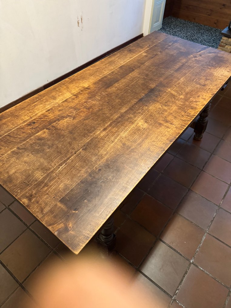 Τραπέζι Column - με χειροποίητο σκελετό - Ξύλο πεύκου, φιλύρα - Αποσπώμενο τραπέζι με κουτί. #2.1