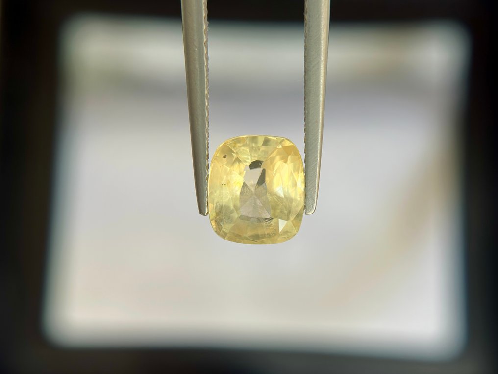 沒有保留價 - 1 pcs  黃色 藍寶石  - 3.52 ct - Bellerophon Gemlab - 缅甸无热蓝宝石 #4.3