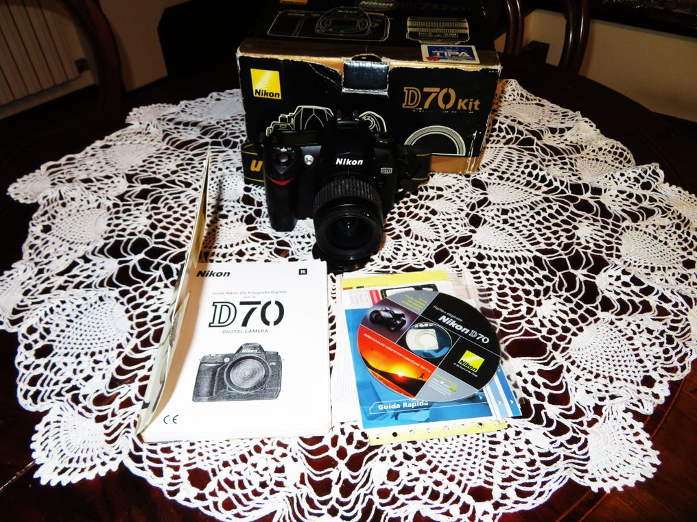 Nikon D70 + AF-Nikkor 28-80 G Ψηφιακή φωτογραφική μηχανή #1.0