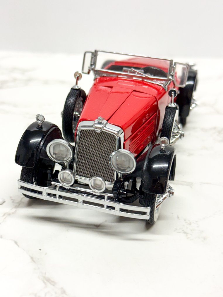 Franklin Mint 1:24 - Model car - 1928 Stutz Black Hawk Boattail Speedster #2.1