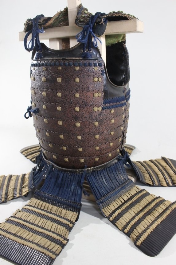 Armatura - Giappone - Tetsu Iyozane Due Piatti Dou : E3-109 Periodo Edo (1600-1868) #1.0