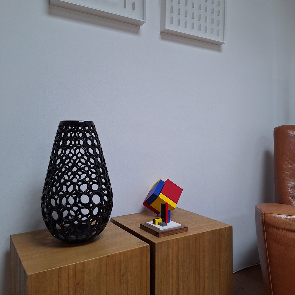 Lynne R. Meade - Escultura, Elongated Teardrop Round Lace Vessel - 43 cm - Grés - 2023 #4.3