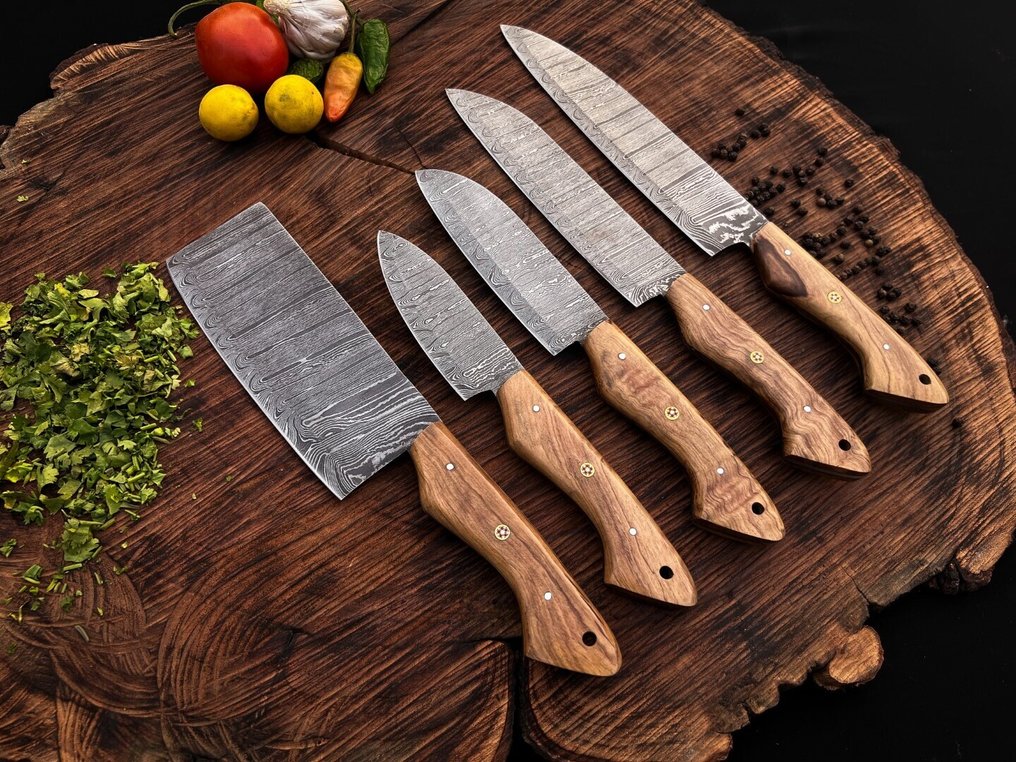 厨刀 - 厨房厨师刀具套装 适用于室内外日常使用 (UZ-292) - 美国橄榄木手柄和1095/15n20折叠钢 - 美国 - 厨房和烧烤套装 #3.2