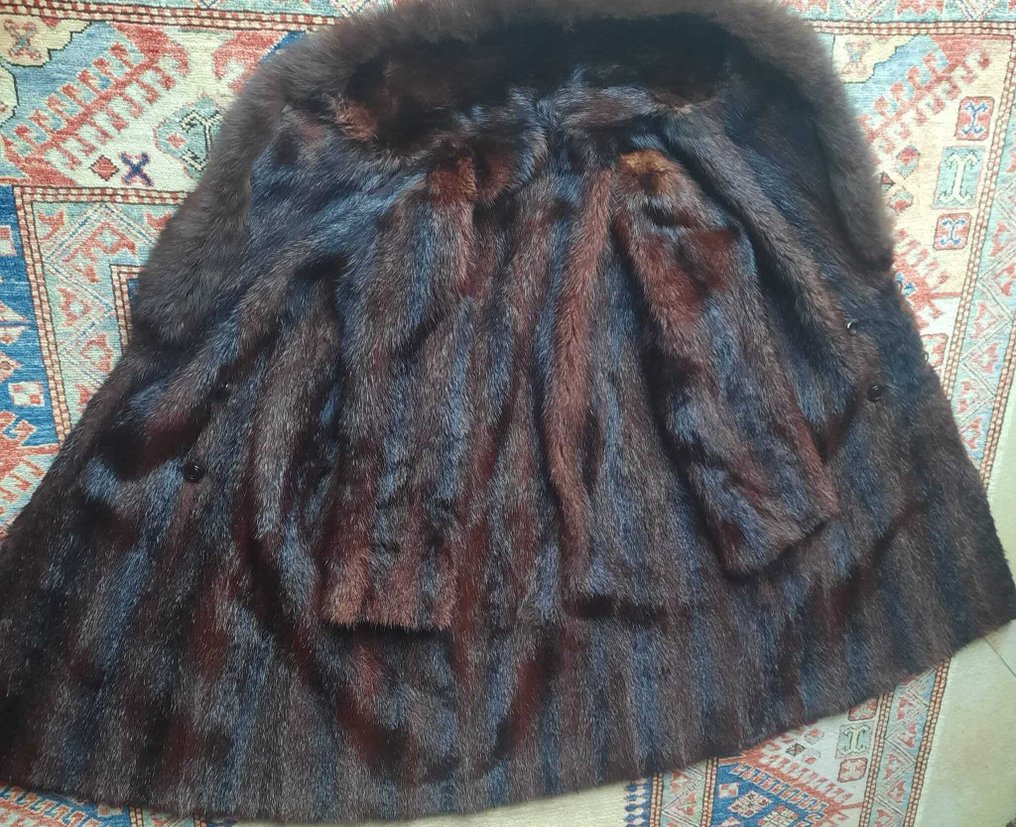 Artisan Furrier - 皮毛大衣 - 复古 #4.3