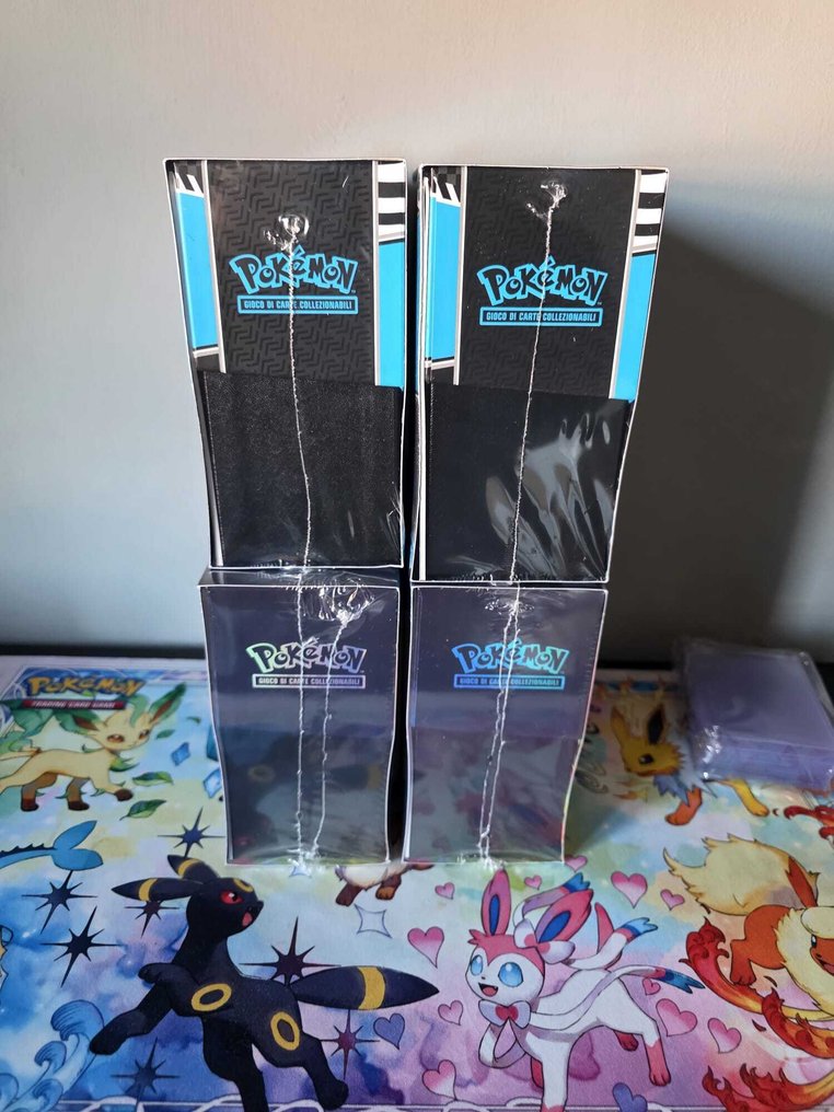 Pokémon - 4 Box - Set Allenatore Fuoriclasse Luce Nera e Fiamme Spettrali - Black & White #4.3