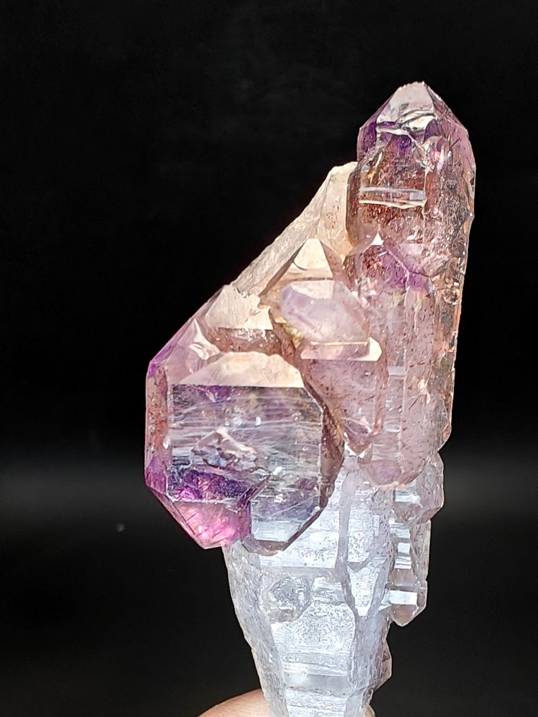 Quartz 'scepter' ametiszt - Magasság: 10 cm - Szélesség: 4 cm- 210 g #1.0