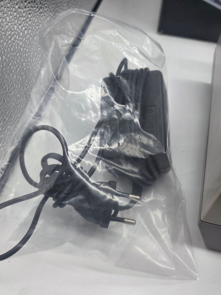 Nintendo - Nes - RARE MARIO BROS 3 STAMP - Control Deck - 8-BIT 1985 - FRA - Boxed with  2 Controllers, Mario and - Video game console + games - In original box #1.0