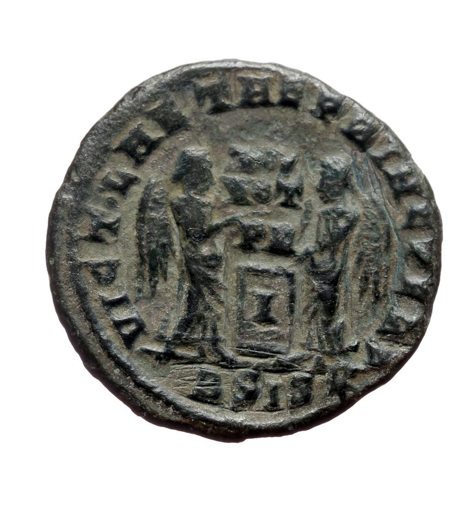Roman Empire. Constantine I (AD 306-337). Follis Siscia - VICTORIAE LAETAE PRINC PERP  (No reserve price) #1.0