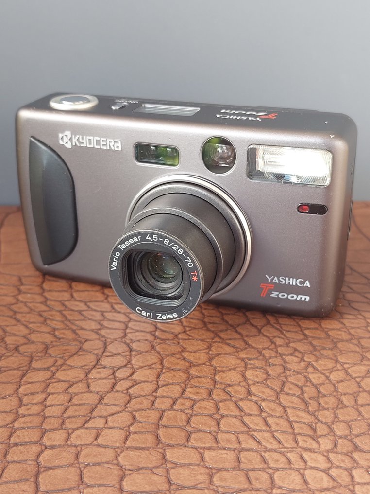 Kyocera, Yashica T Zoom | 類比相機 #1.0