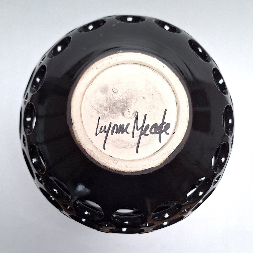 Lynne R. Meade - Escultura, Elongated Teardrop Round Lace Vessel - 43 cm - Grés - 2023 #3.2