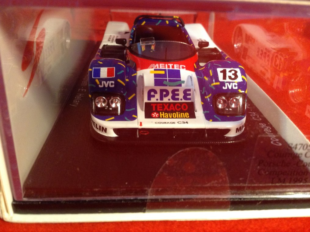 Spark 1:43 - Voiture de course miniature - ref. #S4705 Courage Porsche C34 Sport LMP1 2° Le Mans 1995 #13 Bob Wollek/Mario Andretti/Eric Hélary - Qualité excellente - édition limitée - difficile à trouver aujourd'hui - magnifique livrée de #3.2