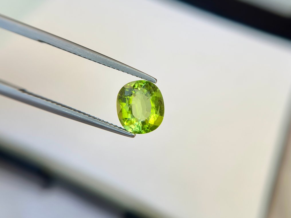 没有保留价 - 1 pcs  绿色 帕拉伊巴碧玺  - 2.81 ct - Bellerophon 宝石实验室 - PARAIBA TOURMALINE #1.0