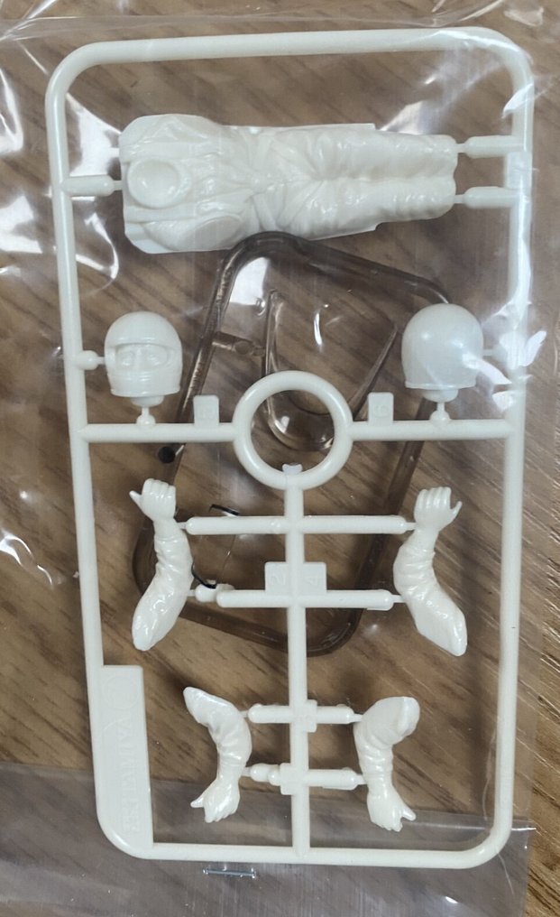 Tamiya - Assembly kit Contemporary #4.3