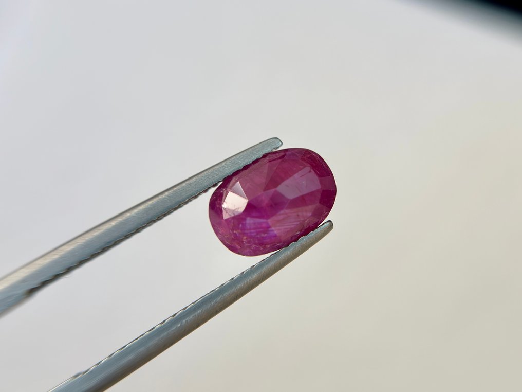 Nincs minimálár - 1 pcs Piros Rubin - 2.86 ct - Bellerophon Gemlab - Mozambik nincs hő rubin. #2.1