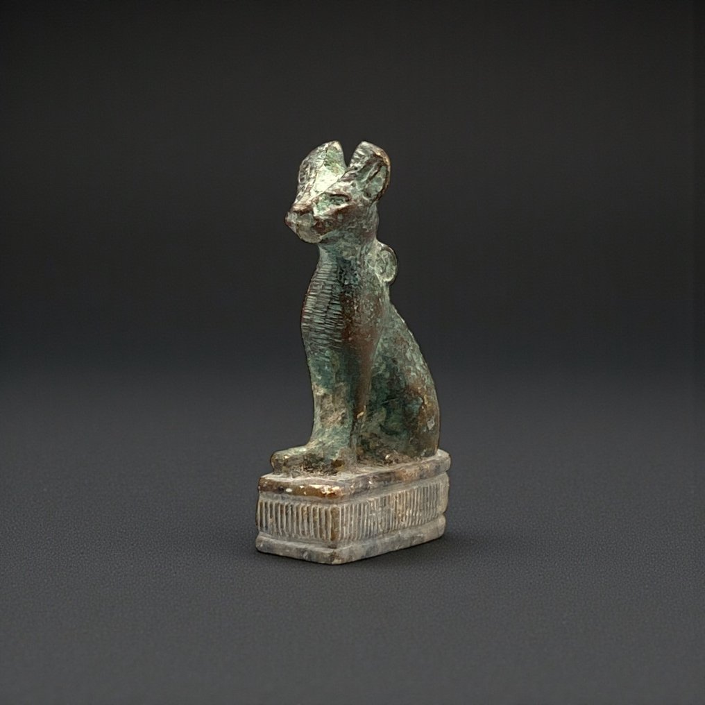 Αντίγραφο της αρχαίας Αιγυπτιακής Χάλκινο άγαλμα, καθήμενη θεά γάτα Μπαστέτ.  (χωρίς τιμή ασφαλείας) #1.0