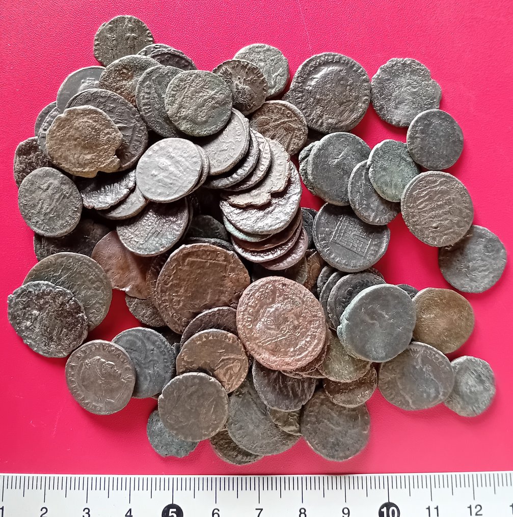 Ρωμαϊκή Αυτοκρατορία Lot of 96 Æ coins 3rd and 4th century. (#1058)  (χωρίς τιμή ασφαλείας) #1.0