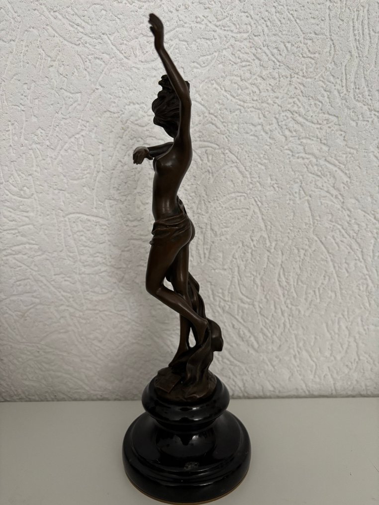 Leonardo Bistolfi - Scultura, Elegant nude ribbon dancer - 29 cm - Bronzo #2.1