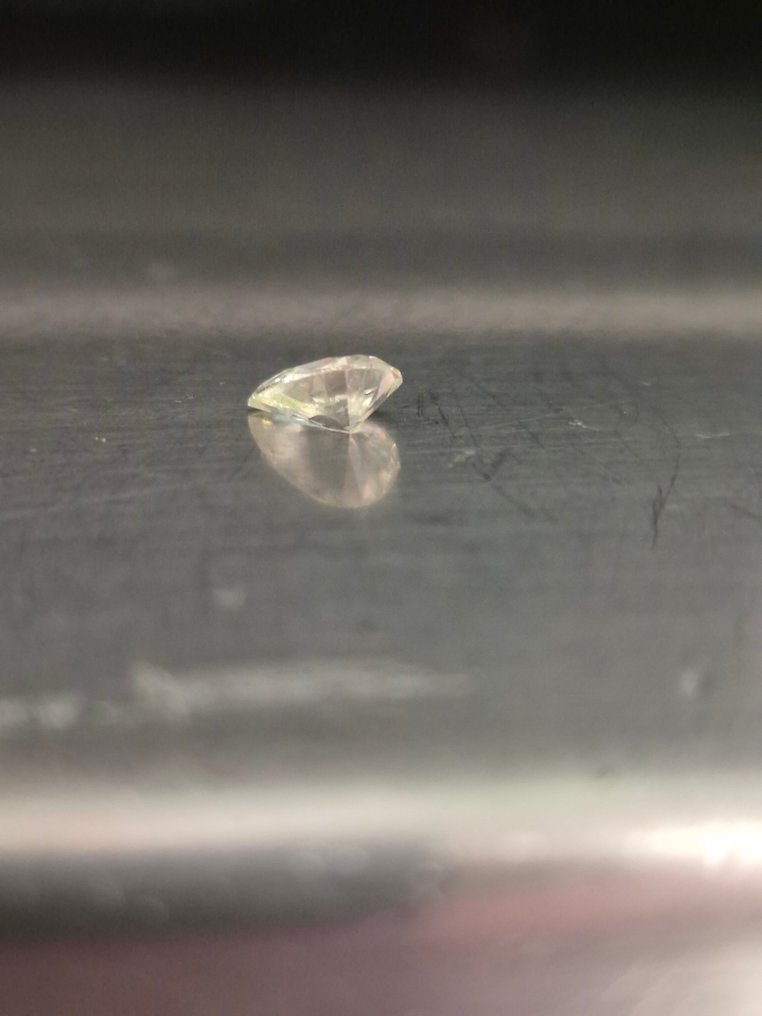 1 pcs 钻石  (天然)  - 0.70 ct - 梨形 - K - VS2 轻微内含二级 - 美国宝石研究院（GIA） - Ex Ex #4.3