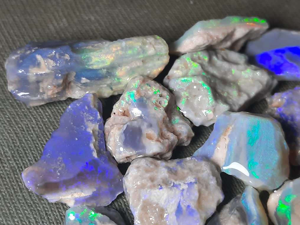 22,4 cts - luonnollinen Australian opaal Karkea- 4.48 g #2.1