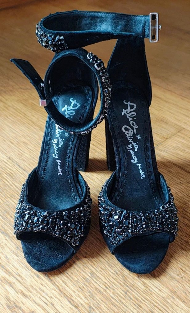 Alice& Olivia - Sandals - Size: EU 37 #4.3