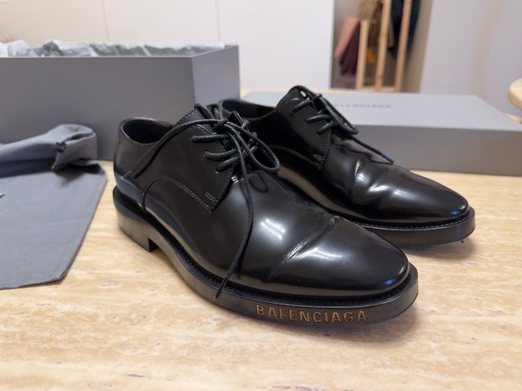 Balenciaga - Lace-up shoes - Size: EU 37 #1.0