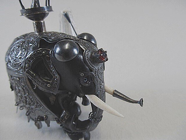 康提的领头象，帕拉哈拉节的象 - 烏木, 象牙, 鍍銀 - 斯里蘭卡 - 约1910年至1930年 #3.2