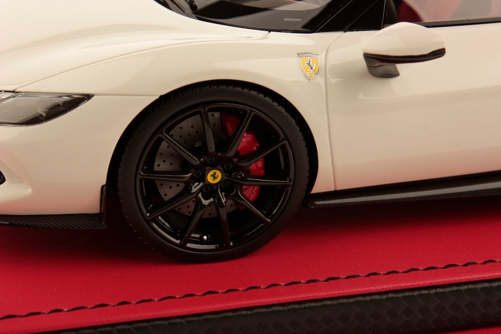 MR Collection 1:18 - Model car - Ferrari 296 GTB (Bianco Cervino) Limited Edition 99 pcs #3.2