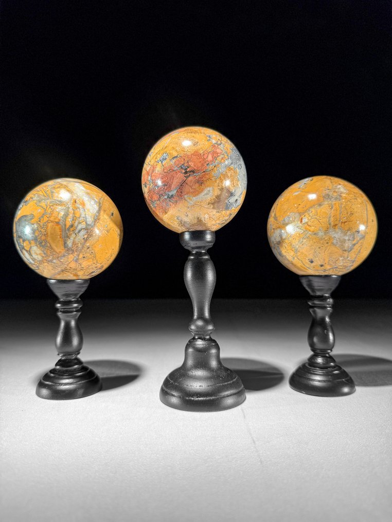 无底价 - 精彩的3件套黄马利加诺碧玉 定制支架上的球体- 2100 g - (3) #1.0