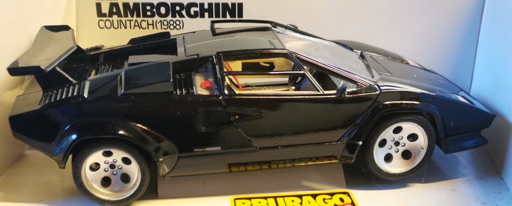 Bburago 1:18 - Σπορ αυτοκίνητο μοντελισμού - Lamborghini Countach (1988) #1.0