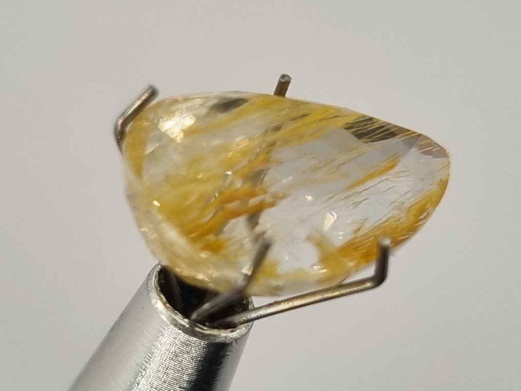 Ingen reservasjonspris - 1 pcs Fargeløs Topas - 9.58 ct - GEM-TECH Istituto Gemmologico #3.2