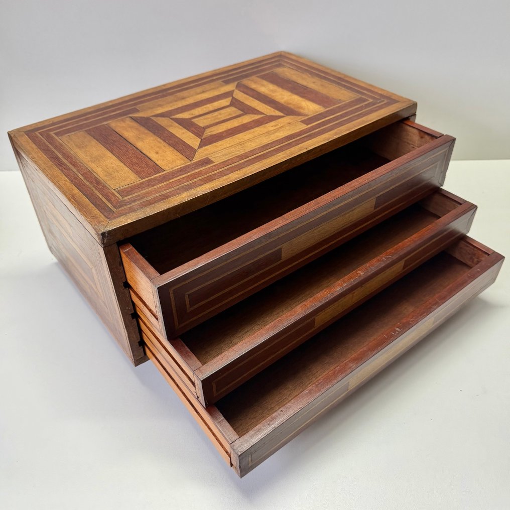 抽屜櫃 - 木 - 复古木质镶嵌首饰抽屉柜（三抽屉） #1.0
