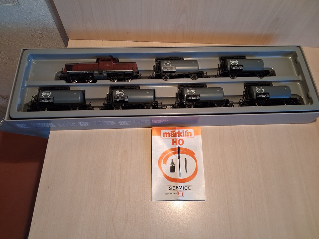 Märklin H0 - 2855 - 柴油火車 (1) - 列车套装 Eva 罐车配柴油机车 - DB #1.0