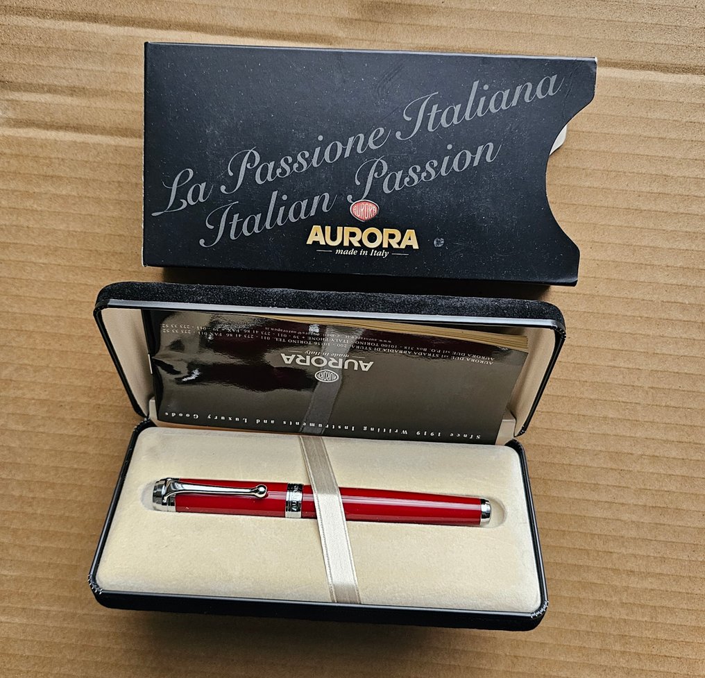 Aurora - Aurora Talentum Big Résine précieuse et attributs chromés - Esferográfica #1.0