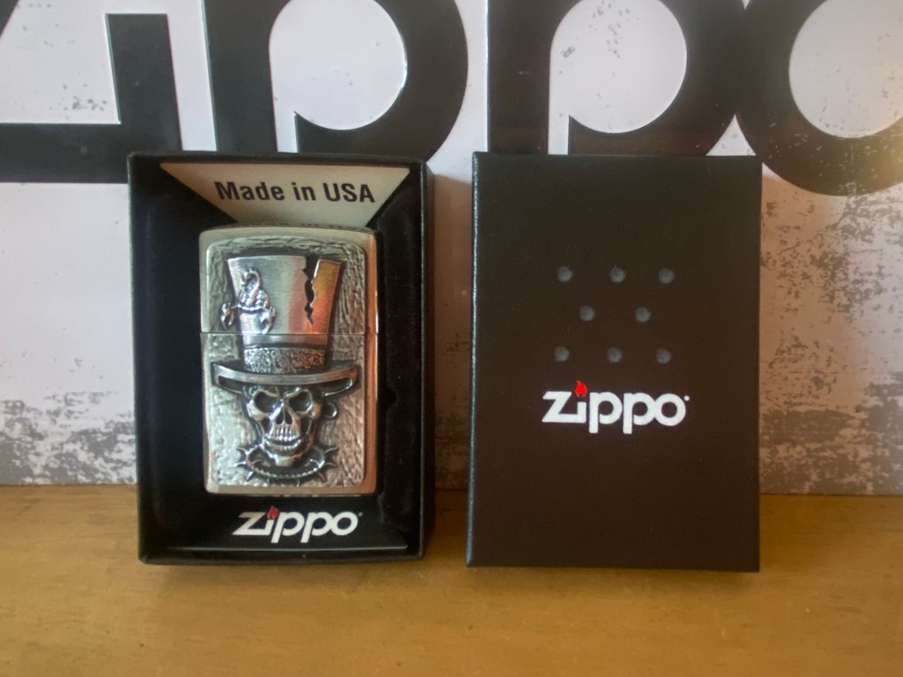 Zippo - TÊTE DE MORT CHAPEAU - Ingen reservasjonspris - Lighter - Stål (rustfritt stål), Messing #4.3