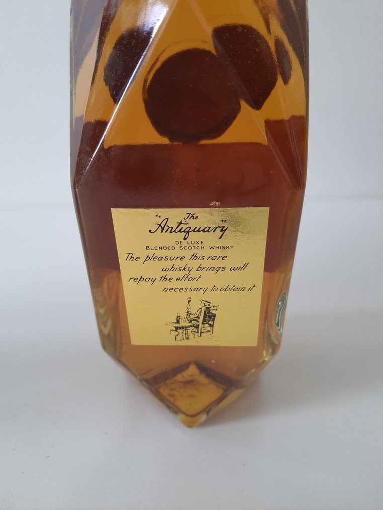 Antiquary 12yo + Vat 69 + Laird o' Logan - b. 1980er Jahre, 1970er Jahre - 700 ml, 750 ml - 3 flaschen #4.3
