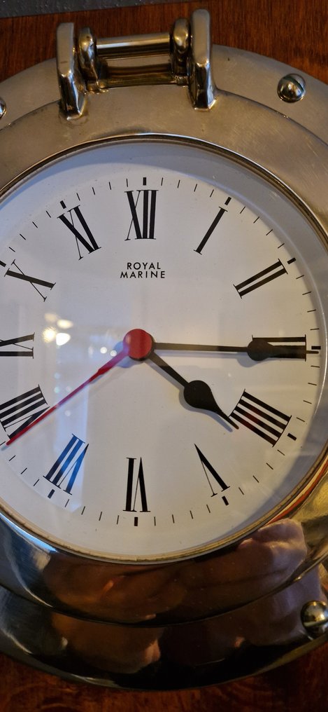 Ρολόι πλοίου -   Ορείχαλκος, Ξύλο, Γυαλί - 1990-2000 - Ρολόι των Βασιλικών Πεζοναυτών. #2.1