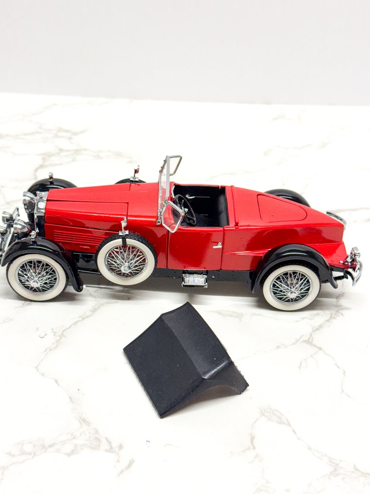 Franklin Mint 1:24 - Model car - 1928 Stutz Black Hawk Boattail Speedster #1.0