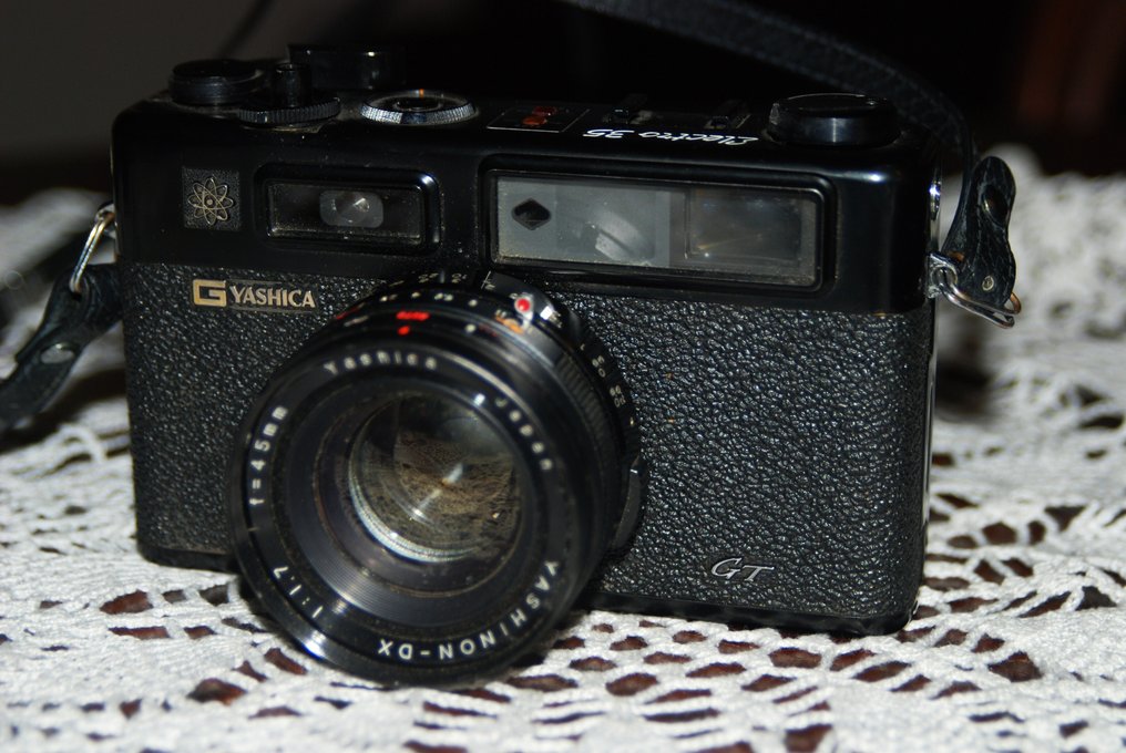Yashica Electro 35 GT nero con Yashinon DX 1,7/40mm | Analóg fényképezőgép #4.3