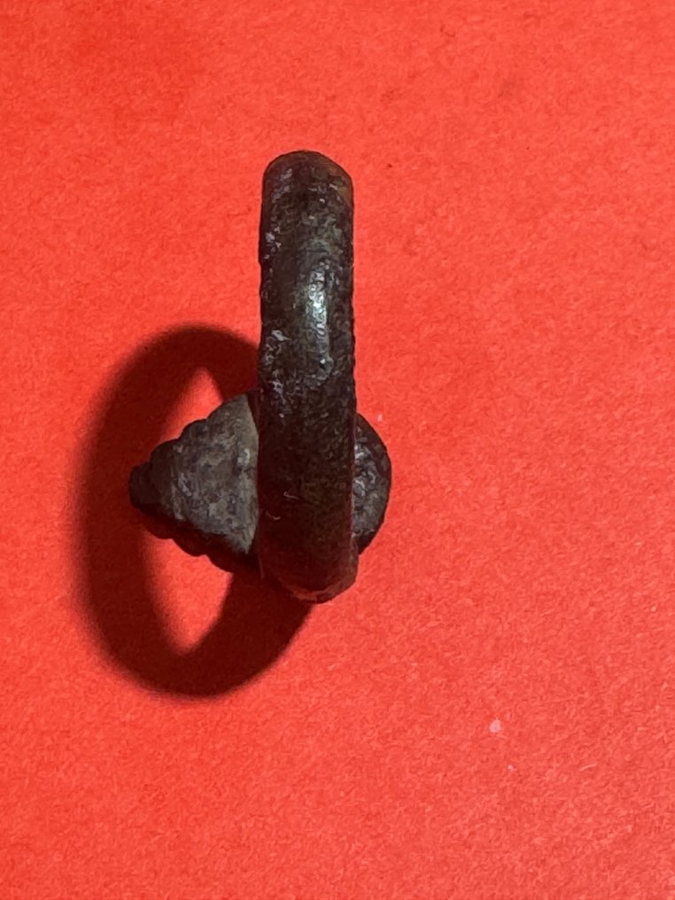 Middeleeuwen, kruisvaardersperiode vingerring (Zonder minimumprijs) #3.2