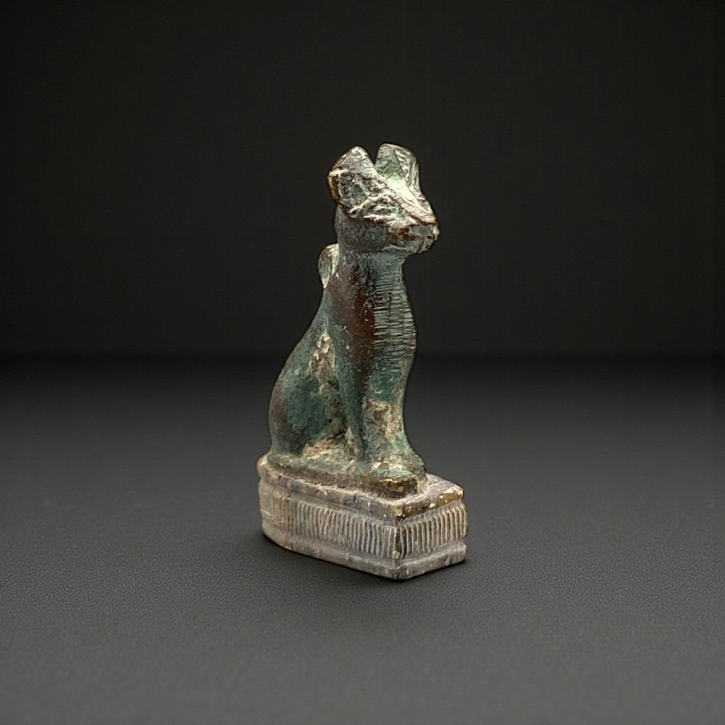 Αντίγραφο της αρχαίας Αιγυπτιακής Χάλκινο άγαλμα, καθήμενη θεά γάτα Μπαστέτ.  (χωρίς τιμή ασφαλείας) #1.0