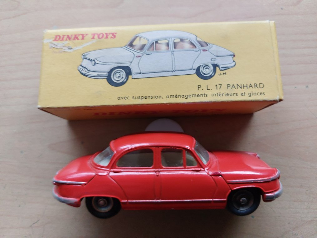 Dinky Toys 1:43 - Modellino di auto - Dinky Toys 547 P.L. 17 Panhard, Boxed #1.0