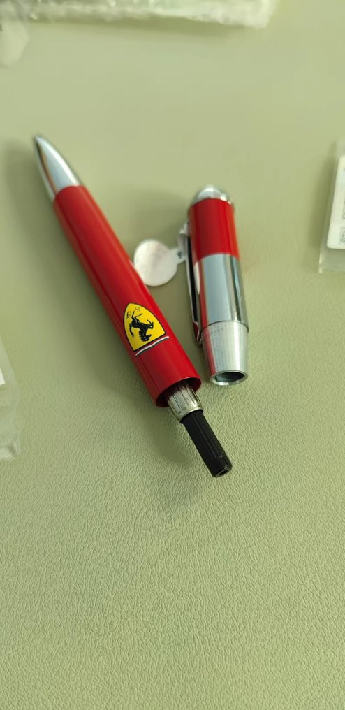 徽章 Official Ferrari Stationery Set (Notebook + Pen + Badge) – Made in Italy - 意大利 - 21世纪 #4.3
