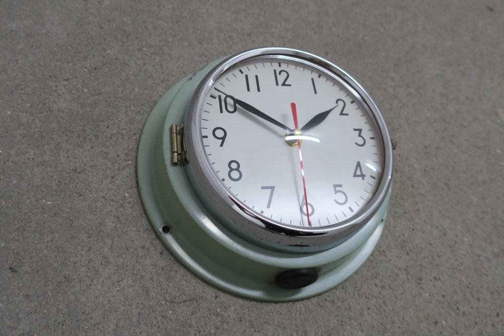 Ρολόι τοίχου - Citizen -   Γυαλί, Χάλυβας - 1980-1990 #2.1