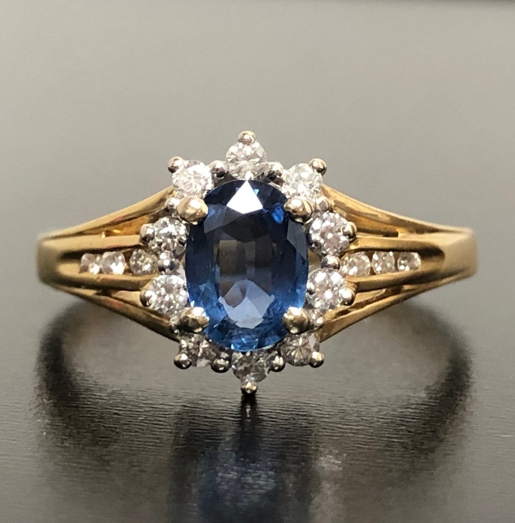 Nincs minimálár - Gyűrű - 18 kt. Sárga arany, Fehér arany - 1.01ct. tw. Zafír - Gyémánt #1.0