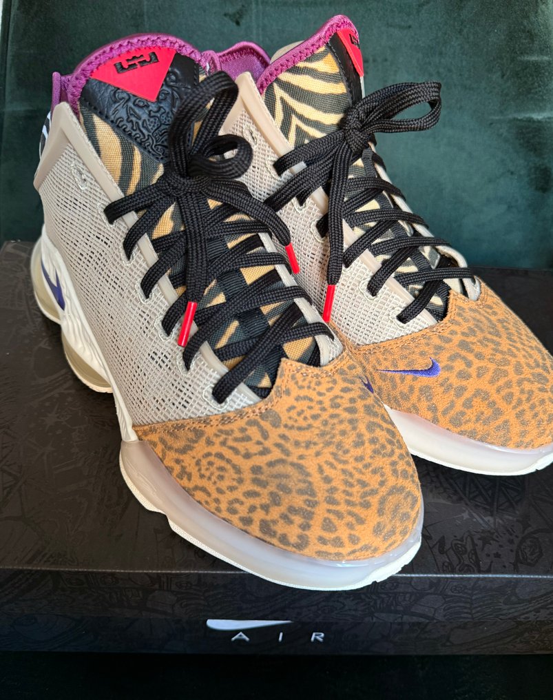 Nike - LeBron - 低幫運動鞋 - 尺寸: EU 43 #1.0