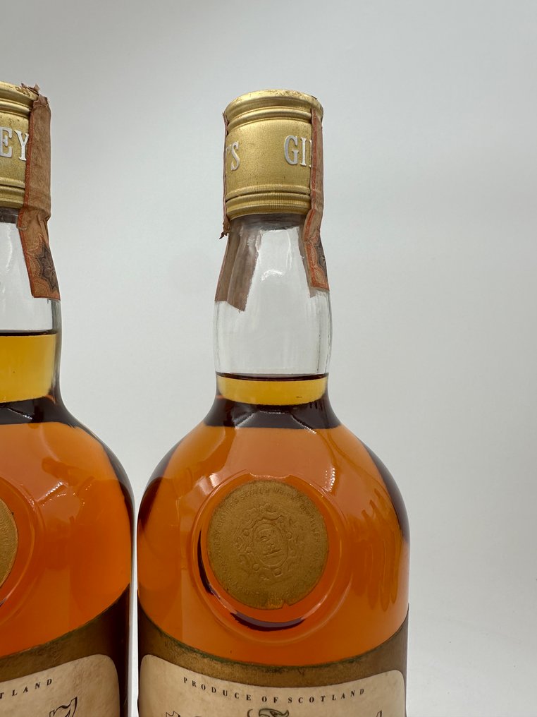 Gilbey's - Spey Royal - b. 1960‹erne - 75 cl - 2 flasker #2.1
