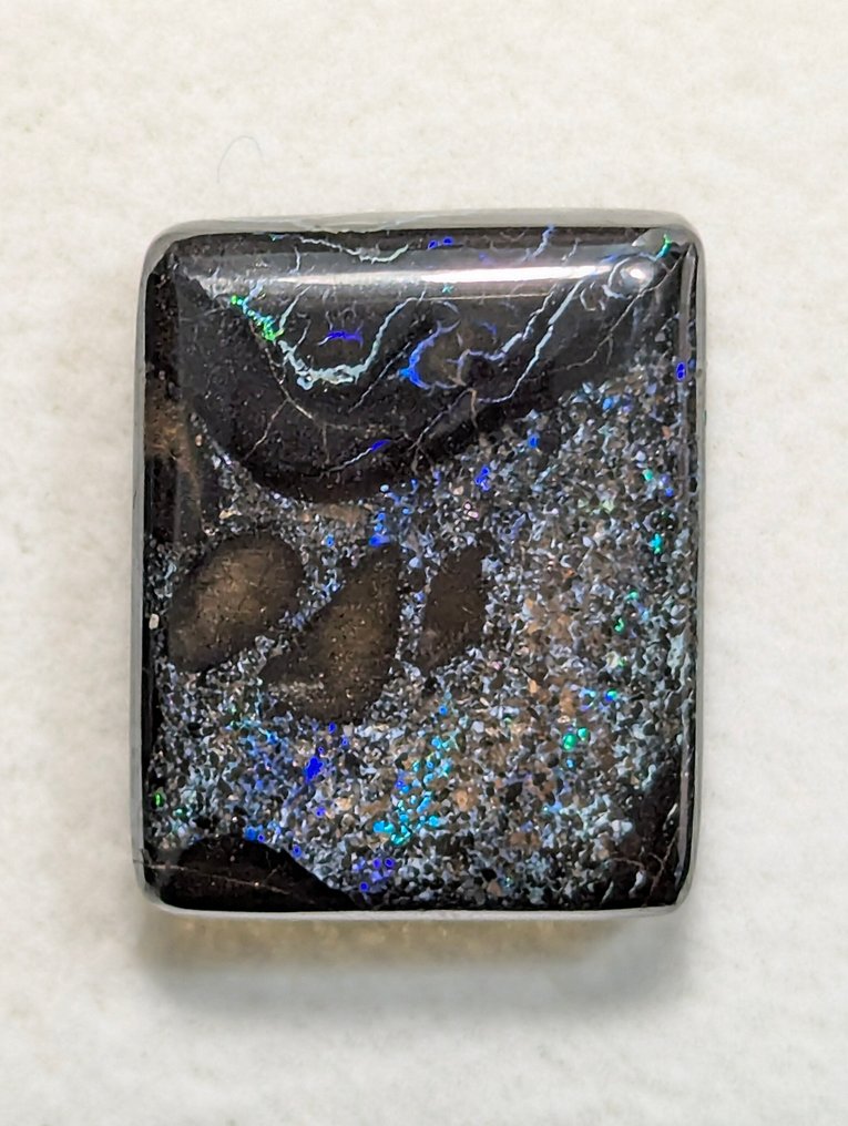 15.3 ct - Natural Boulder Opal from Queensland, with Play of Color. Polished - Height: 18 mm - Width: 14 mm- 3.06 g - (1) #1.0