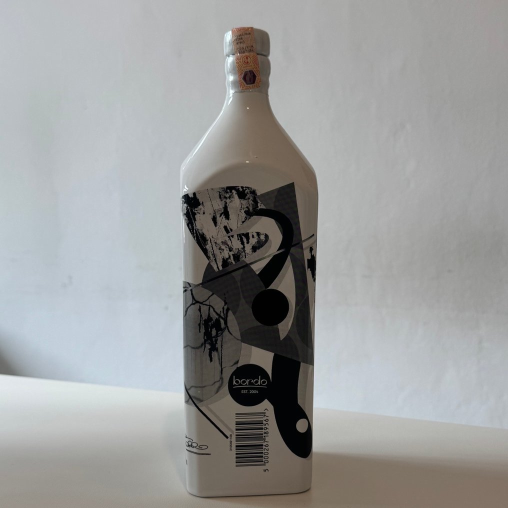 Johnnie Walker 12 years old Black Label - Istanbul Edition printed with Air Ink - 70cl #2.1