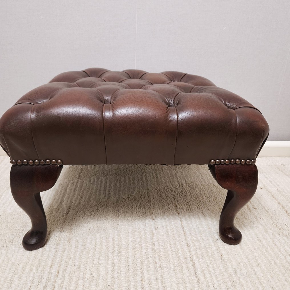 軟墊 - Chesterfield风格脚凳 - 木, 皮革 #1.0
