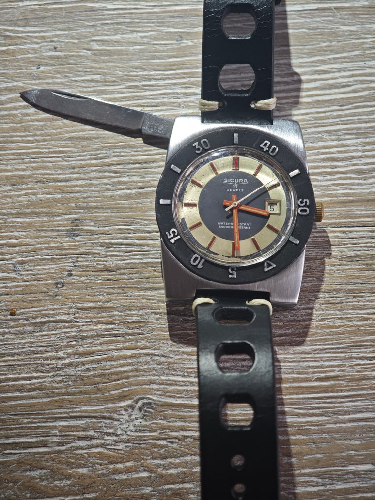 Sicura - Safari - Sem preço de reserva - Homem - 1970-1979 #1.0